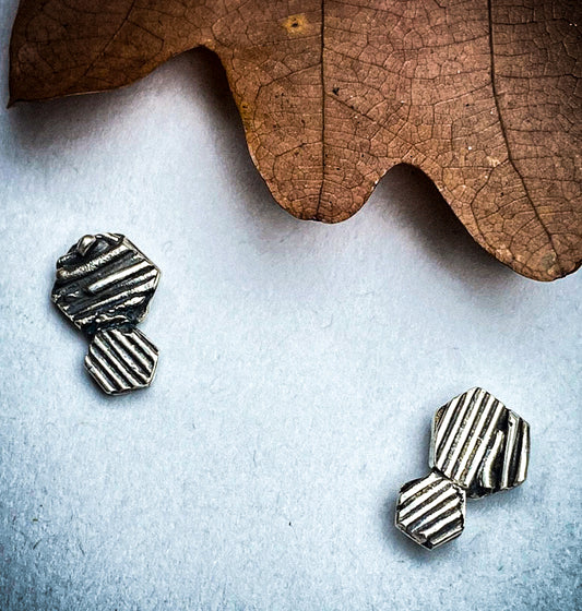 Twig Texture Stud Earrings